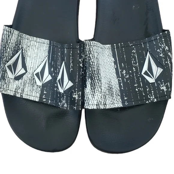 VOLCOM Sandals. Slides. Black and White. Size 13. Size 46.Beach, Summer. Spring. - Picture 2 of 3